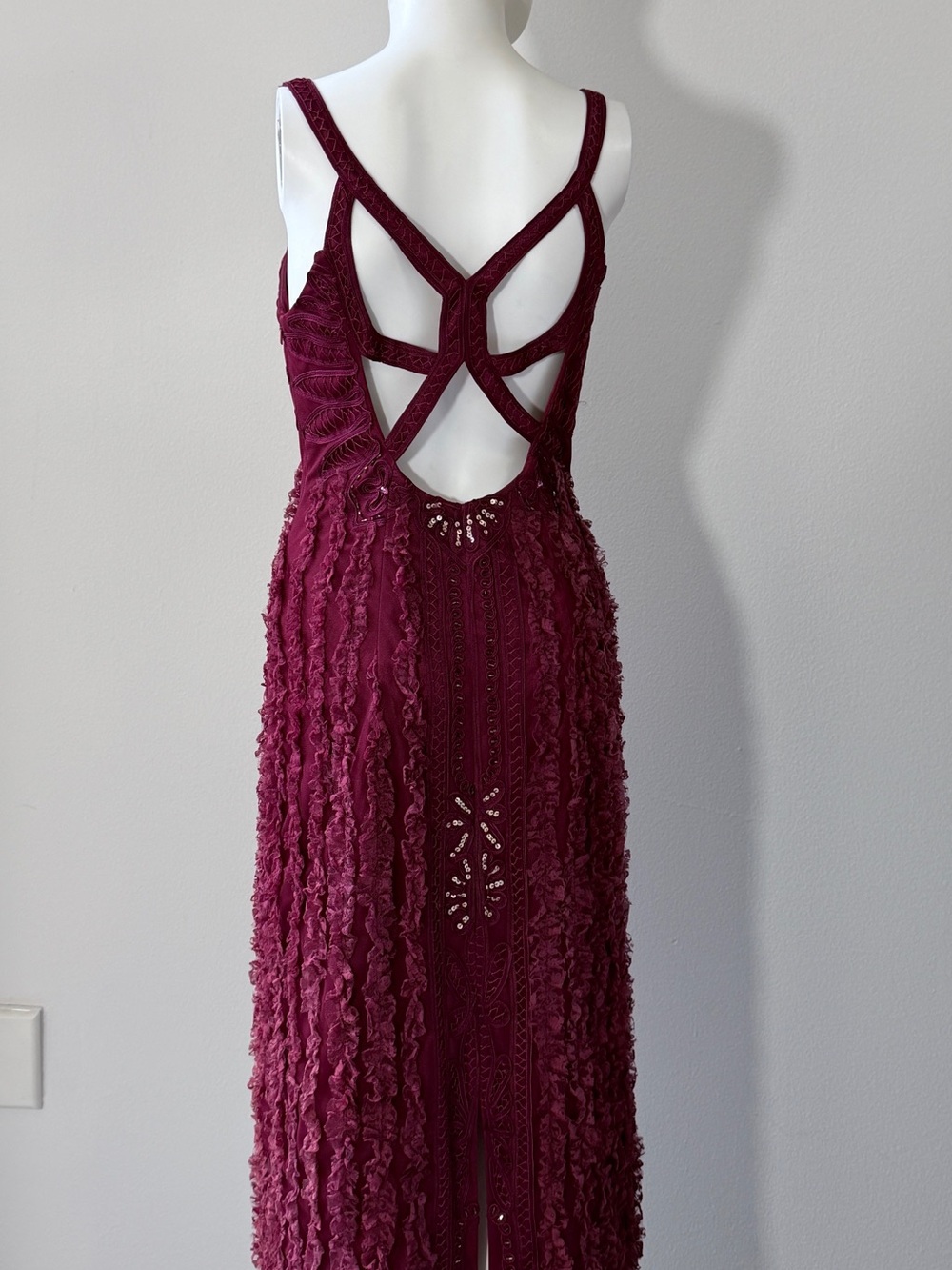 Sue Wong Burgundy Crochet & Beaded Midi Dress - Picture 12 of 15